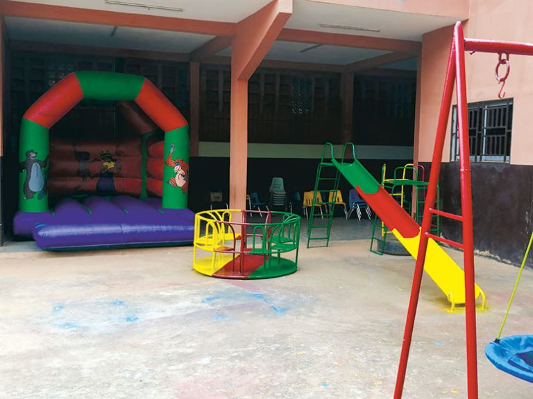 Aire de jeux de la maternelle